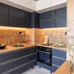 Appartement Smartly Designed Flat With Balcony & Parking By Flat Mаnаger